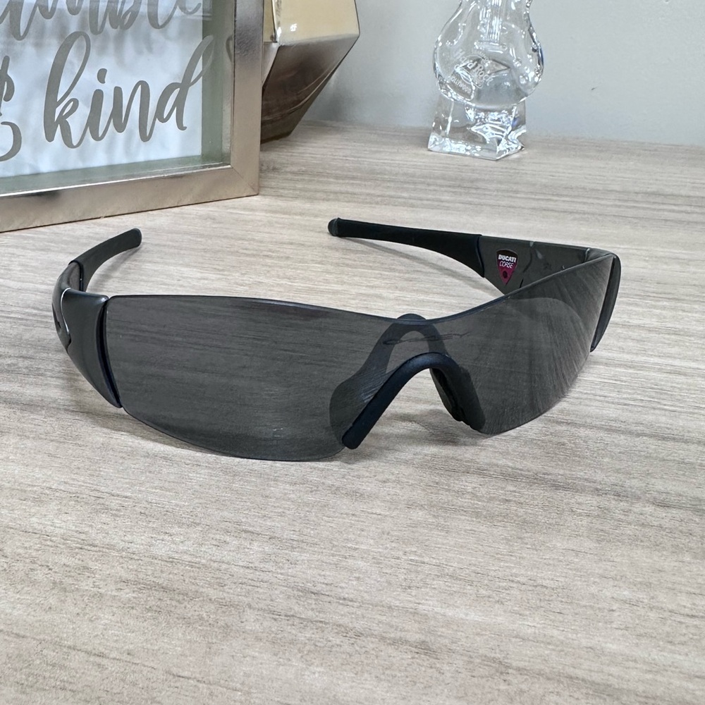 Oakley Zero Ducati Corse Sunglasses